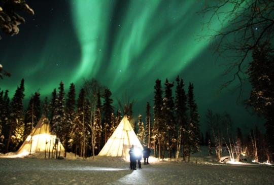 【加拿大。黃刀鎮】極光出沒，請尖叫！賞極光秘笈《必收藏》